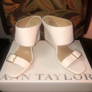 Ann Taylor (NIB) 9.5 Helene Leather Wedge Mule; Color: Wet Stucco